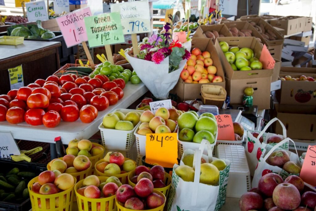farmers market vegetable vendor